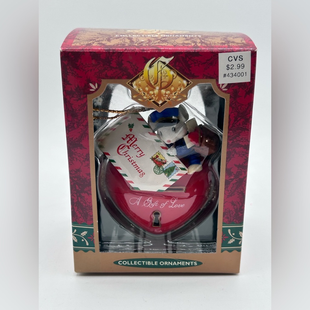 Trevco Christmas Ornament A Gift Of Love Mouse Mailman Heart 3"